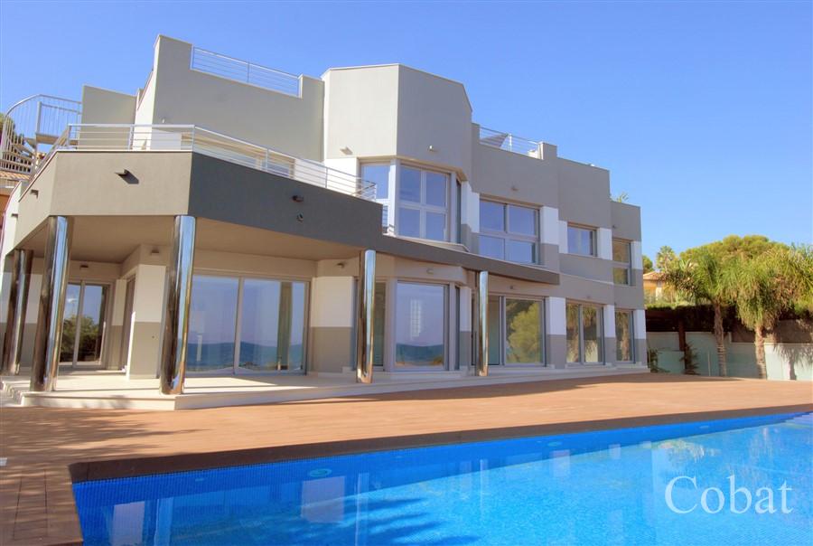 Villa For Sale in Calpe - 2,890,000€ - Photo 1