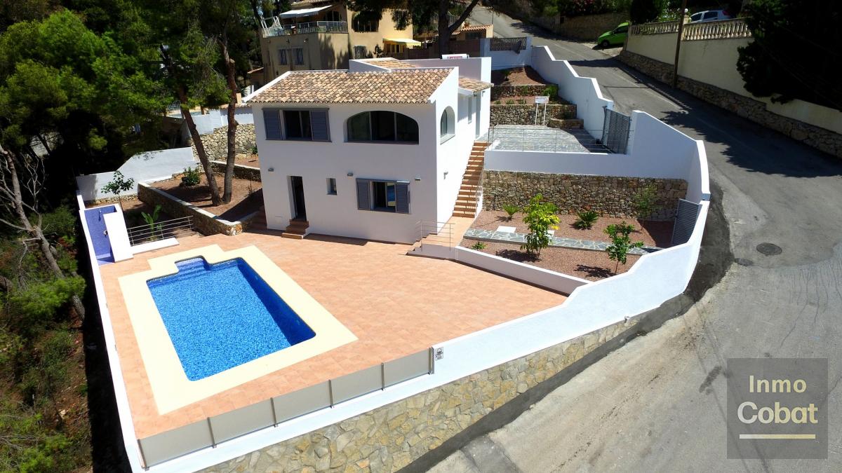 Villa For Sale in Moraira - 545,000€ - Photo 2