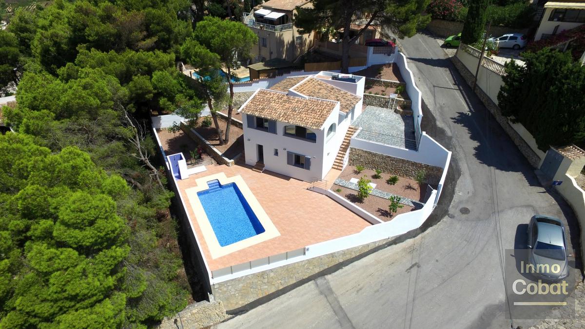Villa For Sale in Moraira - 545,000€ - Photo 1