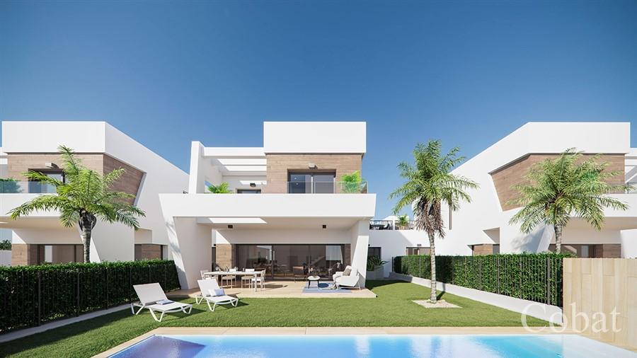 Villa For Sale in Finestrat - 659,000€ - Photo 1