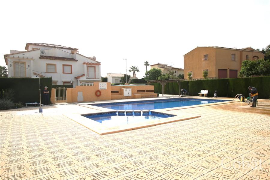Bungalow For Sale in Calpe - Photo 19