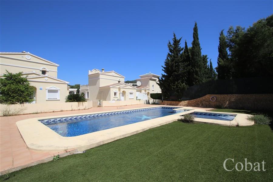 Bungalow For Sale in Calpe - Photo 3