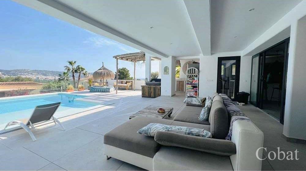 Villa For Sale in Javea - 1,175,000€ - Photo 1