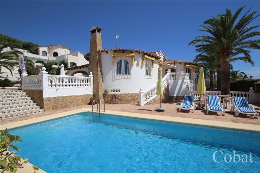 Villa For Sale in Calpe - 475,000€ - Photo 1