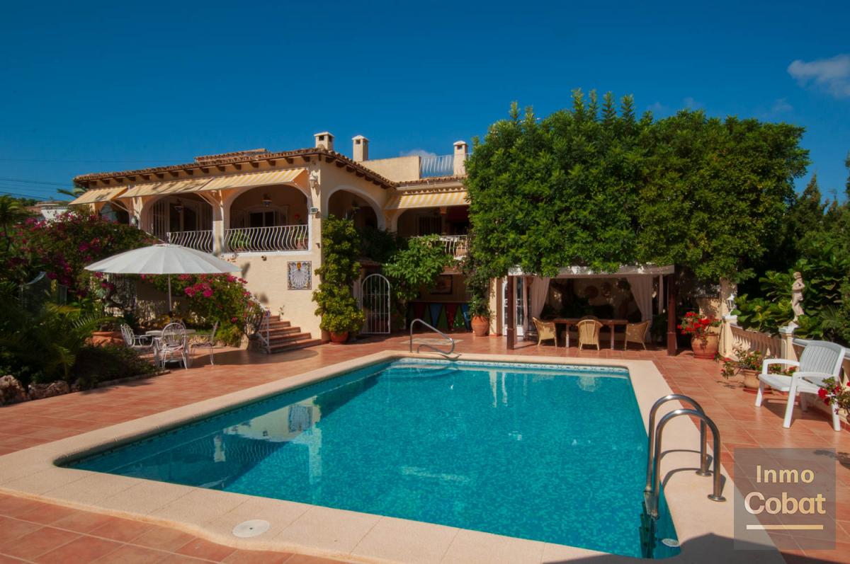 Villa For Sale in Benissa - 1,225,000€ - Photo 1
