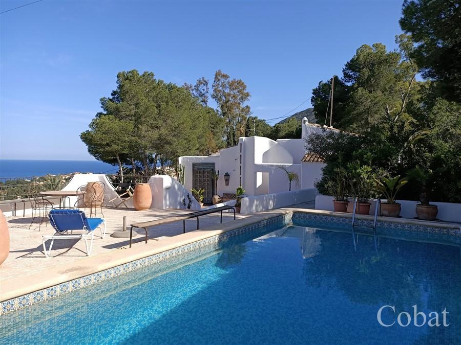Villa For Sale in Calpe - 600,000€ - Photo 2