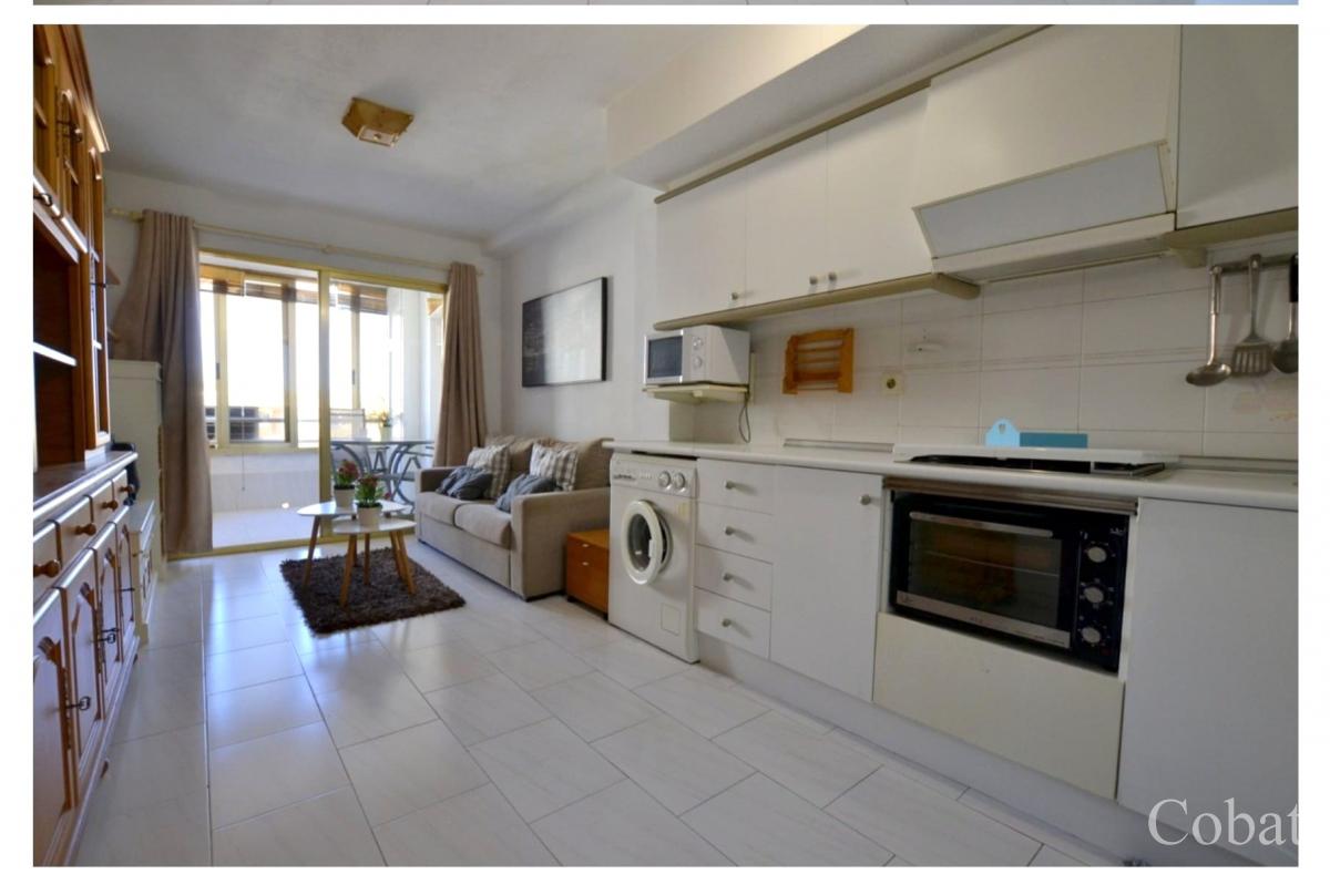 Apartment For Sale in Calpe - 85,000€ - Photo 2