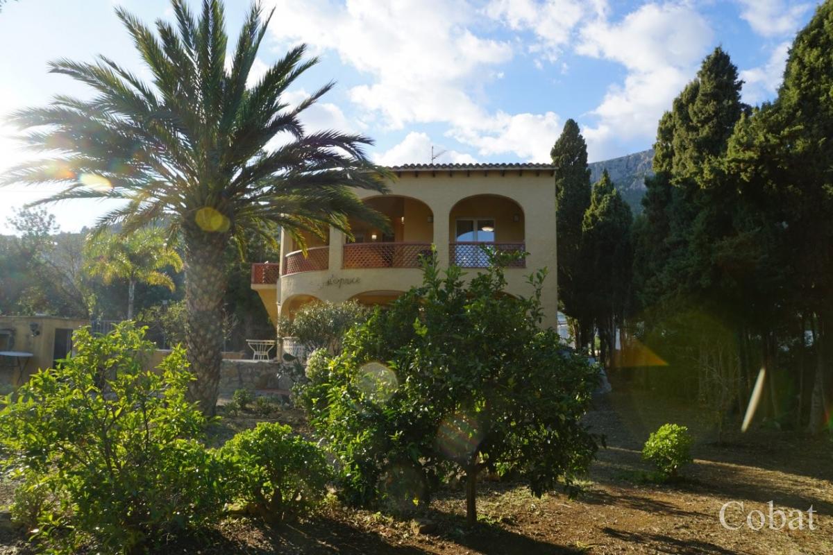 Villa For Sale in Calpe - 479,000€ - Photo 1