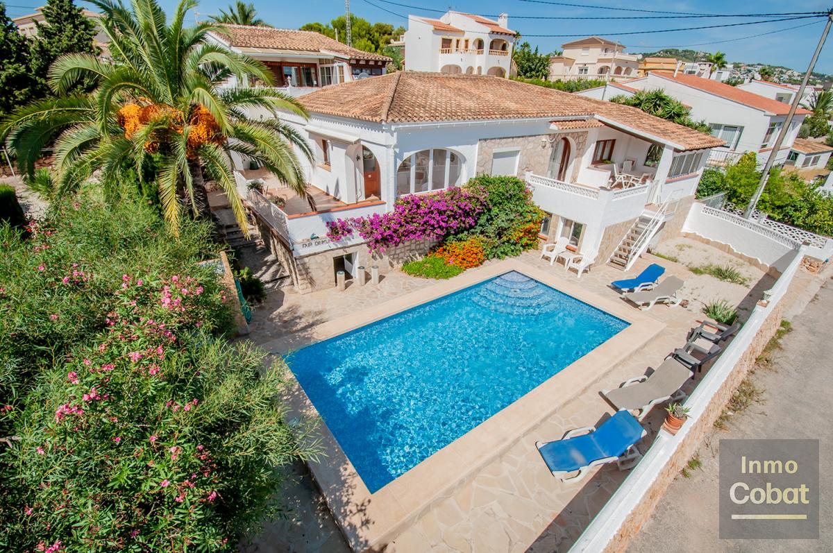 Villa For Sale in Calpe - 665,000€ - Photo 1