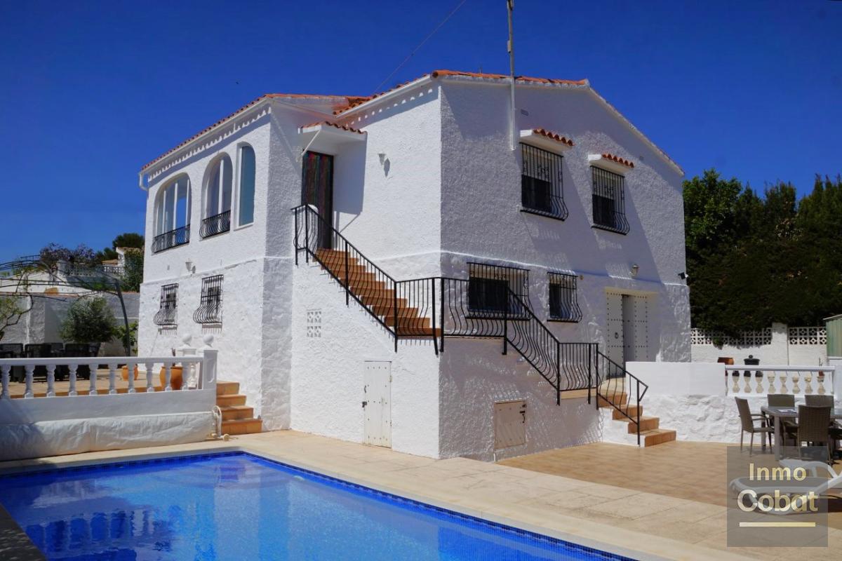 Villa For Sale in Calpe - 425,000€ - Photo 1