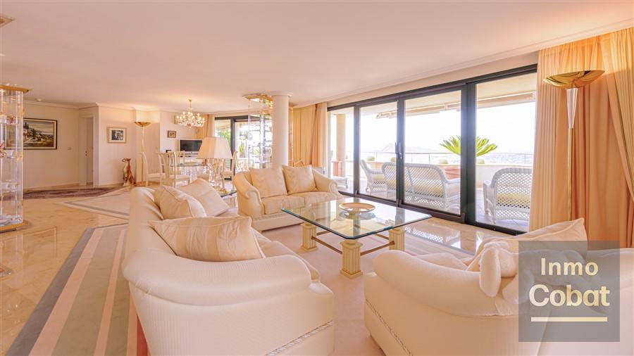 Apartment For Sale in Altea - 975,000€ - Photo 1