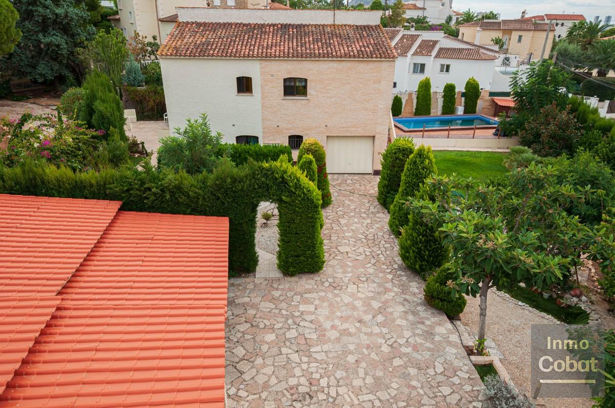 Villa For Sale in Calpe - 520,000€ - Photo 1