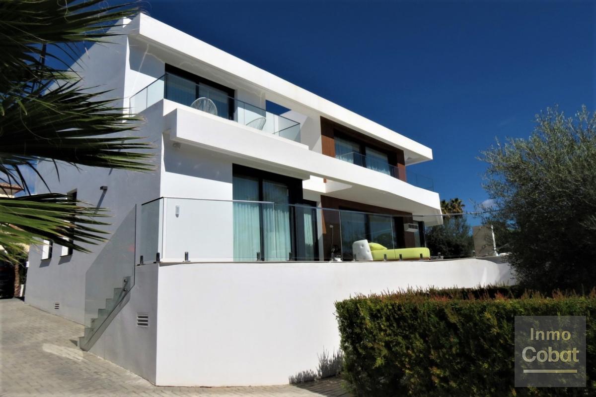 Villa For Sale in Moraira - 999,999€ - Photo 1