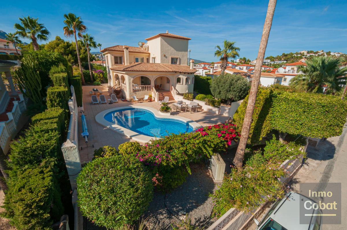 Villa For Sale in Calpe - 780,000€ - Photo 2