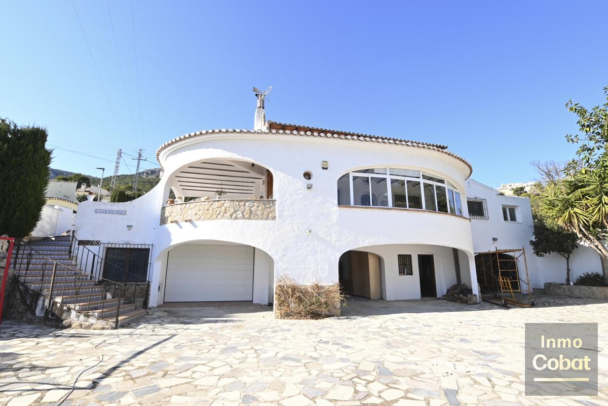 Villa For Sale in Calpe - 565,000€ - Photo 1