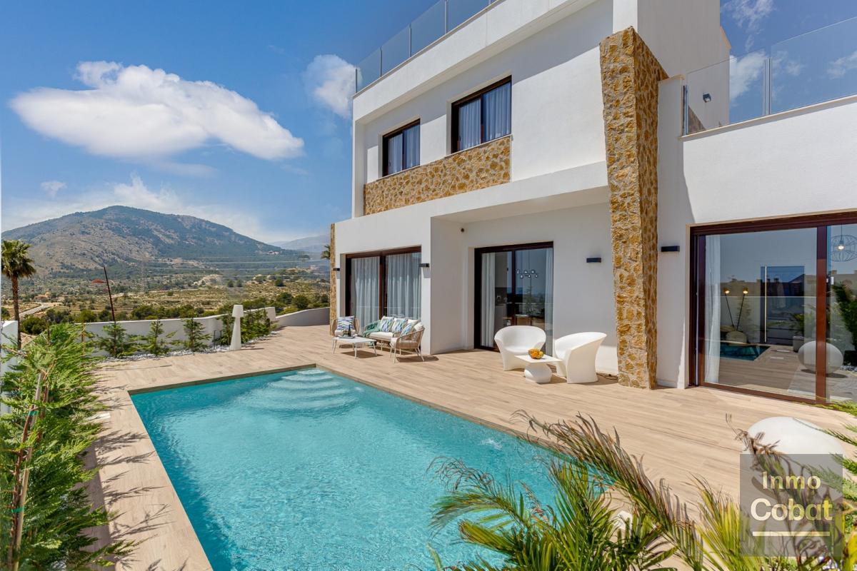 Villa For Sale in Finestrat - 495,000€ - Photo 1