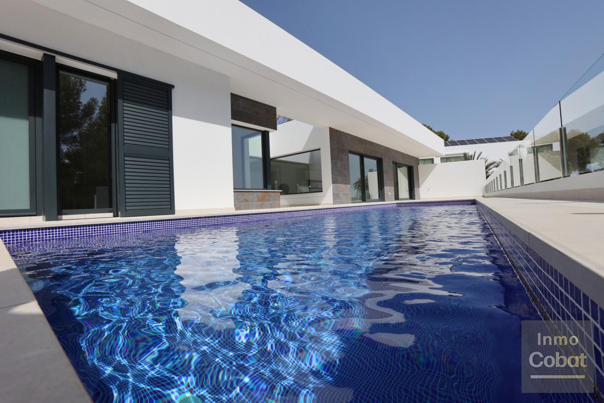 Luxury Villa For Sale in Benissa - 1,290,000€ - Photo 2