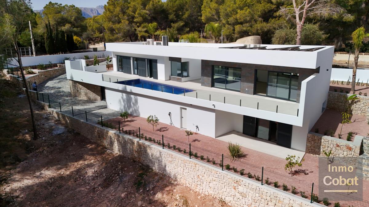 Luxury Villa For Sale in Benissa - 1,290,000€ - Photo 1